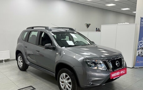 Nissan Terrano III, 2017 год, 1 450 000 рублей, 3 фотография