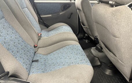 Chevrolet Niva I рестайлинг, 2004 год, 420 000 рублей, 15 фотография