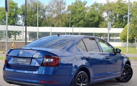 Skoda Octavia, 2018 год, 1 990 000 рублей, 6 фотография