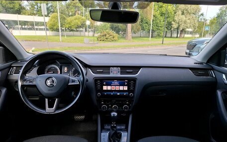 Skoda Octavia, 2018 год, 1 990 000 рублей, 13 фотография