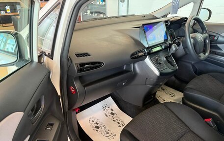 Toyota Wish II, 2009 год, 1 599 000 рублей, 12 фотография