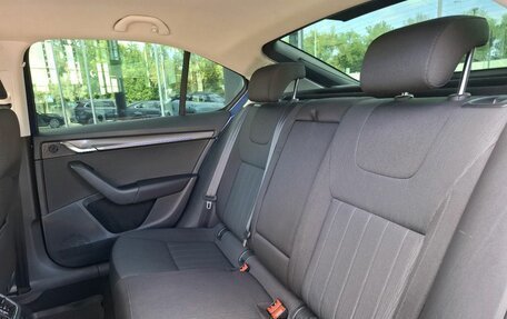 Skoda Octavia, 2018 год, 1 990 000 рублей, 19 фотография
