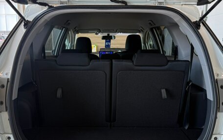 Toyota Wish II, 2009 год, 1 599 000 рублей, 20 фотография