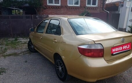 Toyota Vios III, 2004 год, 250 000 рублей, 2 фотография