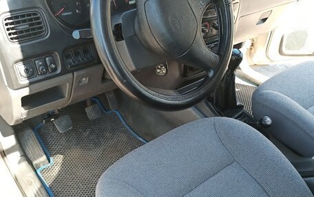 KIA Sportage IV рестайлинг, 2006 год, 285 000 рублей, 10 фотография