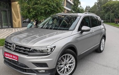 Volkswagen Tiguan II, 2018 год, 2 300 000 рублей, 1 фотография