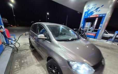 Volkswagen Golf Plus II, 2010 год, 670 000 рублей, 1 фотография