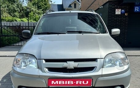 Chevrolet Niva I рестайлинг, 2013 год, 420 000 рублей, 1 фотография