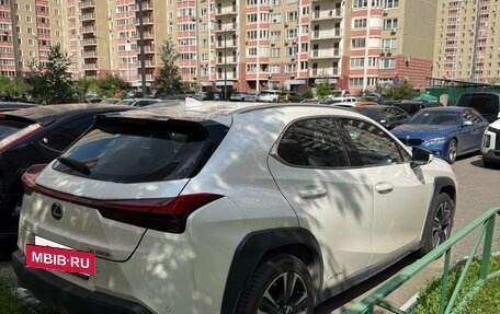 Lexus UX I, 2021 год, 3 450 000 рублей, 7 фотография