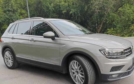 Volkswagen Tiguan II, 2018 год, 2 300 000 рублей, 5 фотография