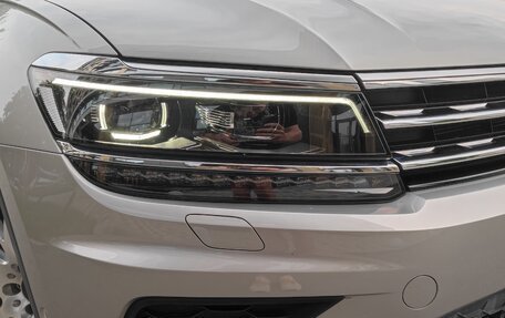 Volkswagen Tiguan II, 2018 год, 2 300 000 рублей, 7 фотография
