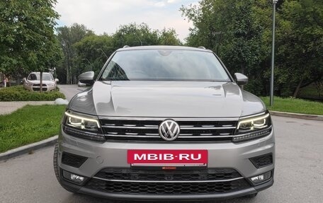 Volkswagen Tiguan II, 2018 год, 2 300 000 рублей, 6 фотография