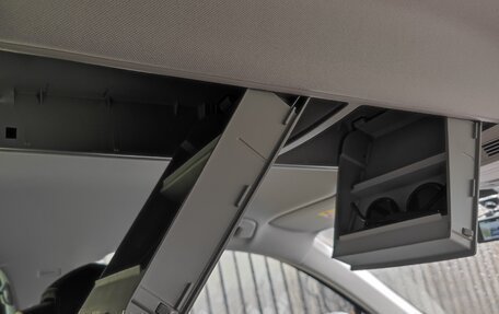 Volkswagen Tiguan II, 2018 год, 2 300 000 рублей, 15 фотография