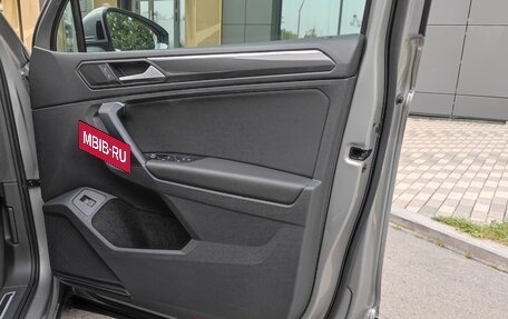 Volkswagen Tiguan II, 2018 год, 2 300 000 рублей, 12 фотография