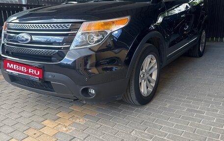 Ford Explorer VI, 2014 год, 1 550 000 рублей, 7 фотография
