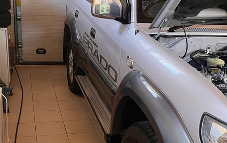 Toyota Land Cruiser Prado 90 рестайлинг, 1996 год, 2 000 000 рублей, 3 фотография