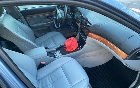 BMW 5 серия, 2001 год, 900 000 рублей, 10 фотография