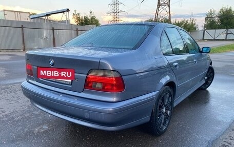 BMW 5 серия, 2001 год, 900 000 рублей, 3 фотография