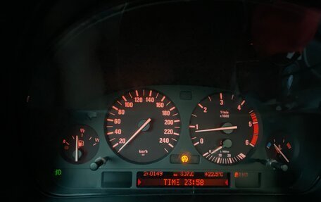 BMW 5 серия, 2001 год, 900 000 рублей, 18 фотография