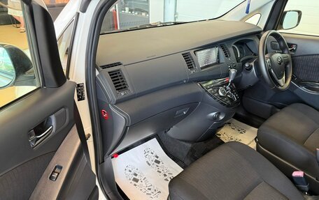 Toyota ISis I, 2012 год, 1 379 000 рублей, 12 фотография