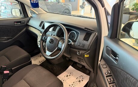 Toyota ISis I, 2012 год, 1 379 000 рублей, 10 фотография