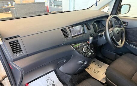 Toyota ISis I, 2012 год, 1 379 000 рублей, 13 фотография