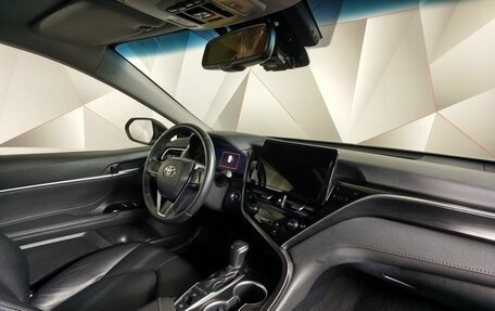 Toyota Camry, 2022 год, 3 100 000 рублей, 12 фотография