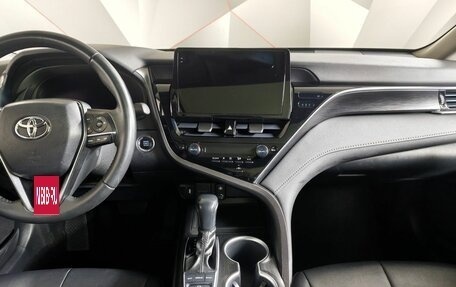 Toyota Camry, 2022 год, 3 100 000 рублей, 14 фотография