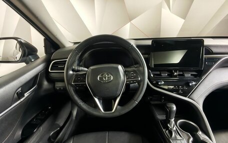 Toyota Camry, 2022 год, 3 100 000 рублей, 19 фотография