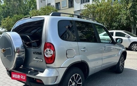 Chevrolet Niva I рестайлинг, 2013 год, 420 000 рублей, 3 фотография