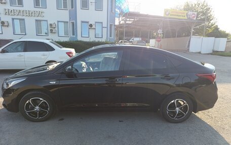 Hyundai Solaris II рестайлинг, 2017 год, 1 250 000 рублей, 8 фотография