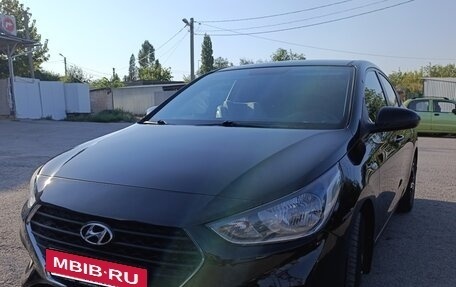 Hyundai Solaris II рестайлинг, 2017 год, 1 250 000 рублей, 10 фотография