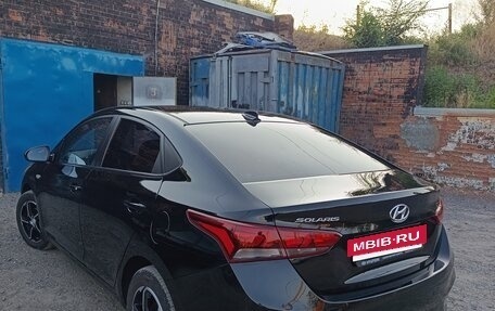 Hyundai Solaris II рестайлинг, 2017 год, 1 250 000 рублей, 12 фотография