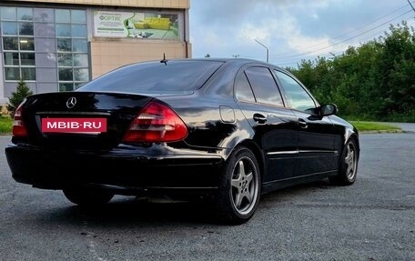 Mercedes-Benz E-Класс, 2002 год, 770 000 рублей, 4 фотография