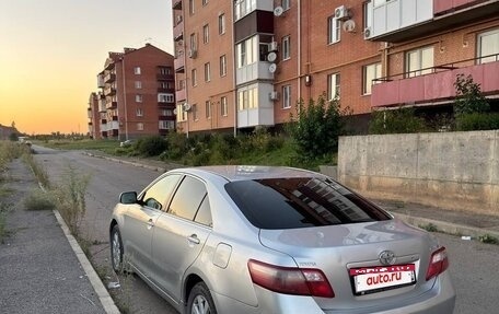 Toyota Camry, 2006 год, 1 050 000 рублей, 2 фотография