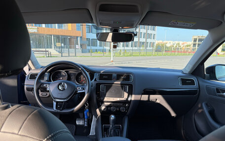 Volkswagen Jetta VI, 2018 год, 1 900 000 рублей, 8 фотография