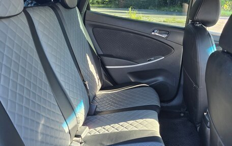 Hyundai Solaris II рестайлинг, 2012 год, 730 000 рублей, 10 фотография