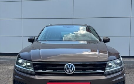 Volkswagen Tiguan II, 2017 год, 2 700 000 рублей, 4 фотография