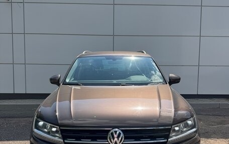Volkswagen Tiguan II, 2017 год, 2 700 000 рублей, 6 фотография