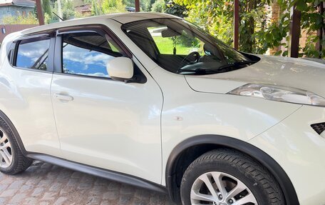 Nissan Juke II, 2011 год, 1 000 000 рублей, 2 фотография