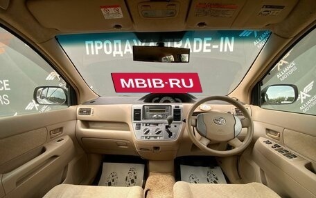 Toyota Raum II, 2005 год, 605 000 рублей, 12 фотография