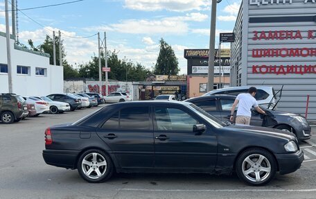 Mercedes-Benz C-Класс, 1995 год, 325 000 рублей, 4 фотография