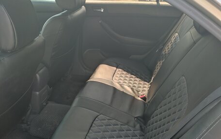 Toyota Avensis III рестайлинг, 2006 год, 680 000 рублей, 13 фотография