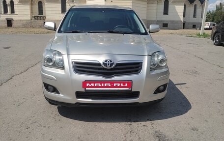 Toyota Avensis III рестайлинг, 2006 год, 680 000 рублей, 5 фотография