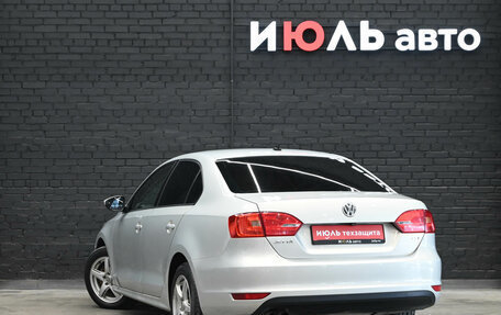 Volkswagen Jetta VI, 2014 год, 1 000 000 рублей, 4 фотография