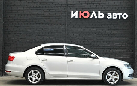 Volkswagen Jetta VI, 2014 год, 1 000 000 рублей, 9 фотография