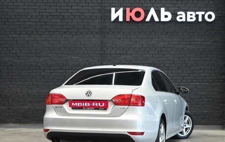 Volkswagen Jetta VI, 2014 год, 1 000 000 рублей, 7 фотография