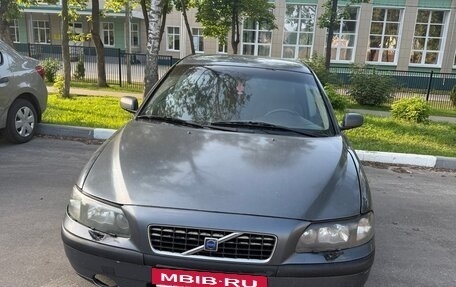 Volvo S60 III, 2003 год, 400 000 рублей, 2 фотография