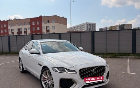 Jaguar XF II, 2022 год, 6 300 000 рублей, 3 фотография