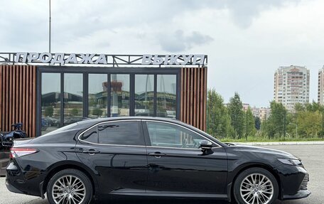 Toyota Camry, 2020 год, 2 760 000 рублей, 4 фотография